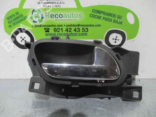 Used Front right interior door handle PEUGEOT 407 (6D_) 2.0 HDi 135 (6DRHRH, 6DRHRE, 6DRHRG, 6DRHRJ) (136 hp) 3215546