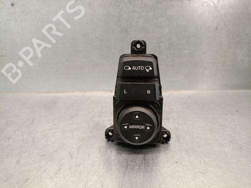Used Mirror switch Mirror switch HYUNDAI TUCSON (TL, TLE) 1.6 CRDi hybrid 48V (116 hp) 25781862 25781862