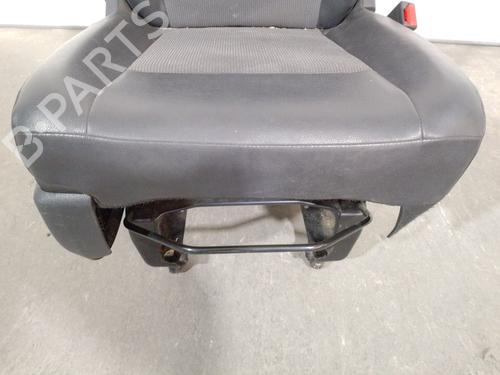 Right front seat PEUGEOT EXPERT Van (V_) 1.5 BlueHDi 100 | BP33463520C16 - Image 6