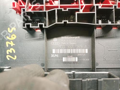 Fuse box SEAT LEON (1P1) 2.0 TDI 16V | BP29585477E1 