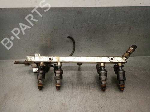 Used Injection rail Injection rail 19925160 19925160