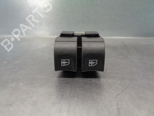 Venstre fortil elrude kontakt RENAULT CAPTUR I (J5_, H5_) 0.9 TCe 90 (90 hp) 14363595
