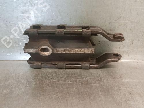 Used Engine mount VOLVO S60 II (134) D4 (163 hp) 27360816