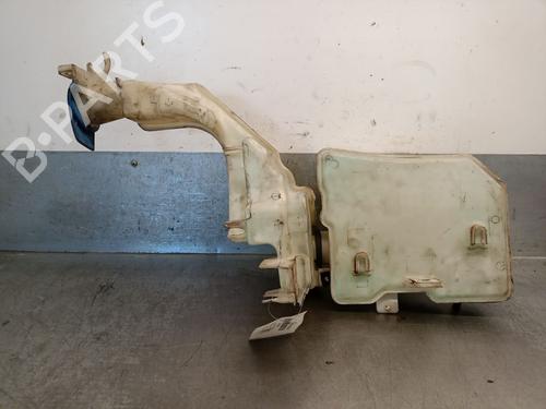 Used Windscreen washer tank Windscreen washer tank VW PASSAT B6 Variant (3C5) 2.0 TDI 16V (140 hp) 34396631 34396631