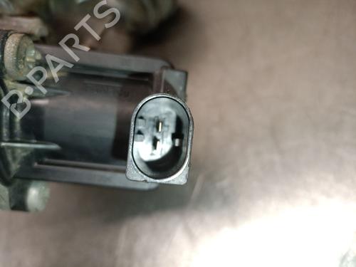 Throttle body LAND ROVER RANGE ROVER SPORT I (L320) 3.0 D 4x4 | BP29418353M82 