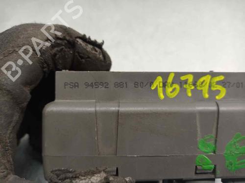 Fuse box PEUGEOT 406 (8B) 2.0 HDI 110 | BP11218691E1 