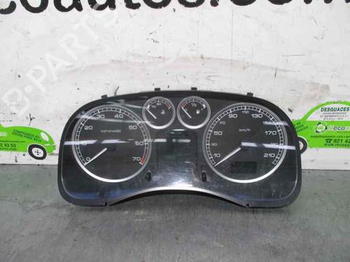 Used Instrument cluster PEUGEOT 307 CC (3B) 2.0 16V (136 hp) 2767453