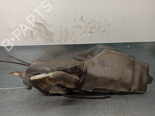 Used Windscreen washer tank RENAULT SAFRANE II (B54_) 2.2 dT (B54G) (113 hp) 8326550