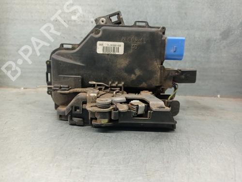 Used Rear right lock VW TOUAREG (7LA, 7L6, 7L7) 5.0 V10 TDI (313 hp) 22724878