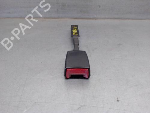 Used Seat buckle VW CADDY III Box Body/MPV (2KA, 2KH, 2CA, 2CH) 1.9 TDI (105 hp) 17972727