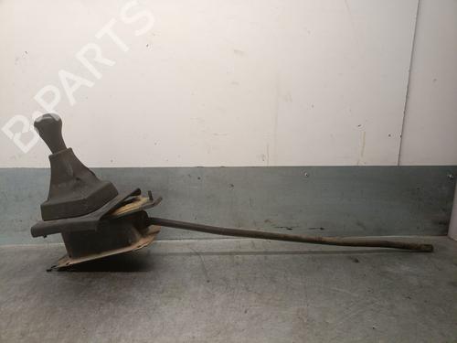 Used Gear lever VW VENTO (1H2) 1.6 (75 hp) 20709508