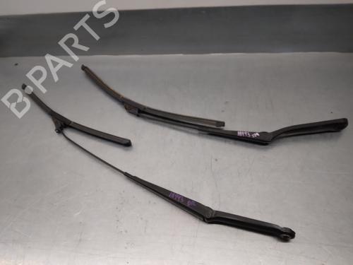 Used Front windshield wiper arm BMW X3 (E83) 3.0 d (218 hp) 15845474