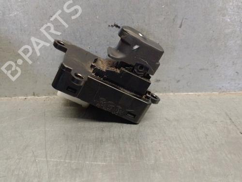 Right front window switch HYUNDAI i30 (FD) 1.6 CRDi | BP29709981I26 