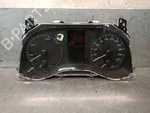Used Instrument cluster TOYOTA YARIS (_P21_, _PA1_, _PH1_) 1.5 Hybrid (MXPH11) (92 hp) 25236697