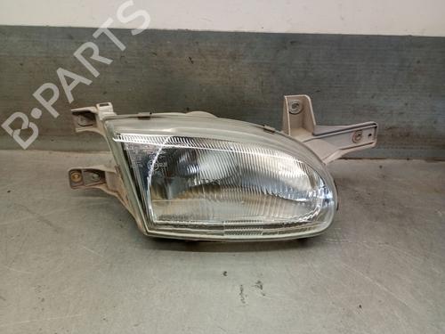 Used Right headlight HYUNDAI ACCENT I (X-3) 1.3 i 12V (84 hp) 24611846