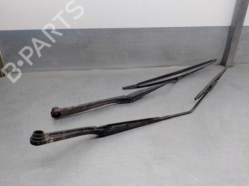 Front windshield wiper arm NISSAN JUKE (F15) 1.6 DIG-T | BP16325418C143 