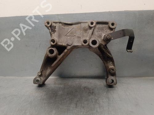 Used Engine mount FORD FOCUS I (DAW, DBW) 1.8 16V (115 hp) 15838586
