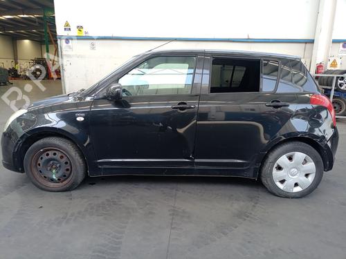 Brugte SUZUKI SWIFT III (MZ, EZ)  1.3 DDiS (RS413D)  4832332