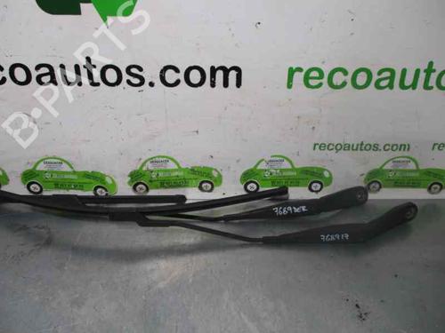 Used Front windshield wiper arm FORD MONDEO IV (BA7) 2.0 TDCi (140 hp) 3471049