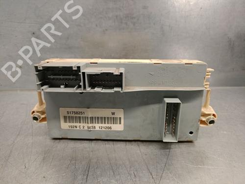 Fuse box FIAT STILO Multi Wagon (192_) 1.9 D Multijet | BP23566160E1 - Image 2