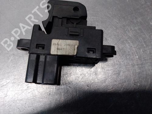 Left rear window switch NISSAN X-TRAIL II (T31) 2.0 dCi 4x4 | BP15354419I29 