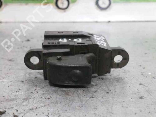 Used Right front window switch Right front window switch 2074438 2074438