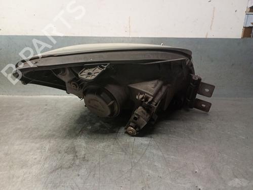 Left headlight KIA SPORTAGE II (JE_, KM_) 2.0 CRDi | BP27898209C28 