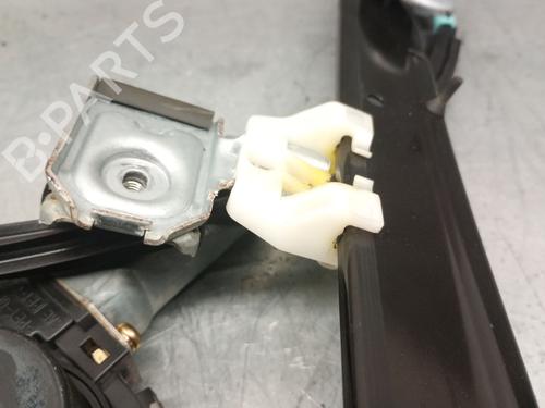 Alzavetro anteriore destra CHRYSLER VOYAGER IV (RG, RS) 2.5 CRD | BP30052996C23 