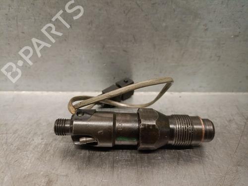 Used Injector OPEL CORSA A Hatchback (S83) 1.2 N (F08, M08, F68, M68) (52 hp) 31644681