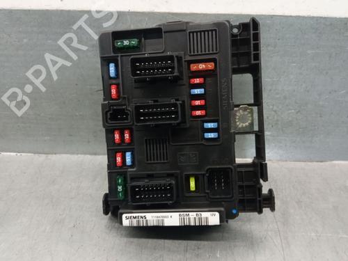 Used Fuse box PEUGEOT 1007 (KM_) 1.4 (75 hp) 27584829