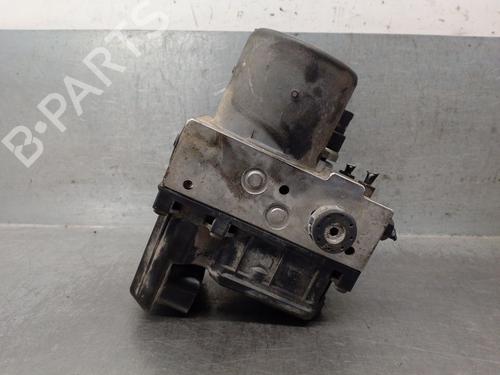 Used ABS pump ABS pump VW PASSAT B5.5 (3B3) 1.9 TDI (101 hp) 33758040 33758040
