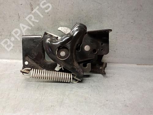 Used Hood lock BMW 3 (F30, F80) 330 e (252 hp) 28178820
