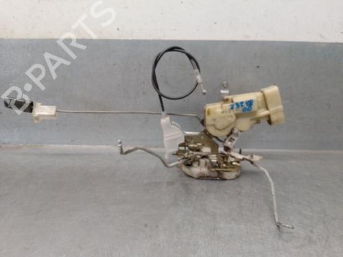 Højre fortil lås TOYOTA YARIS (_P1_) 1.4 D-4D (NLP10_, NLP10R) 6931052300 | 6931052300