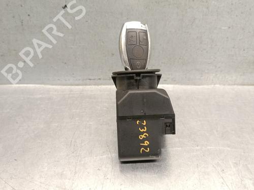 Used Ignition barrel MERCEDES-BENZ E-CLASS (W210) E 220 CDI (210.006) (143 hp) 30152537
