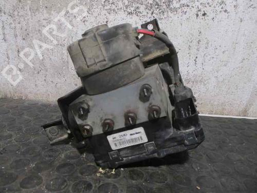 Used ABS pump HYUNDAI H-1 / STAREX Bus (A1) 2.5 CRDi (140 hp) 6576877