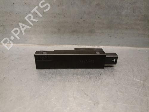 Antenne/Base LEXUS GS (_S19_) 450h (GRS191_, GWS191_) (296 hp) 24538958