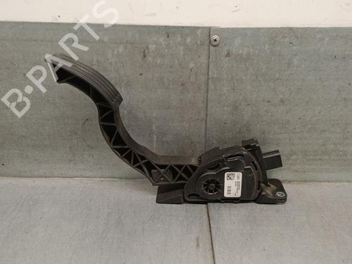 Pédale VOLVO V40 Hatchback (525) D3 (150 hp) 31161537