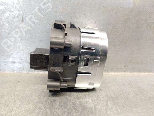 Switch MERCEDES-BENZ A-CLASS (W177) A 180 d (177.003) | BP29942457I30