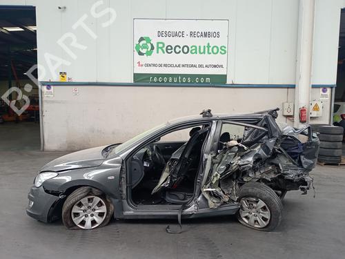 Used Parts HYUNDAI i30 (FD) 1.6 CRDi 4469271