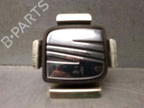 BP30470584C132 main image