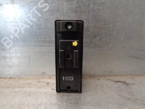 Right rear window switch JAGUAR XJ (X350, X358) 4.2 | BP9293250I28 