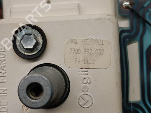 Instrument cluster RENAULT 21 Saloon (L48_) 1.7 (L48E) | BP25235304C47 