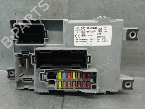 Used Fuse box FIAT 500 (312_) 1.4 (312AXC1B, 312CXC1B) (100 hp) 29073307