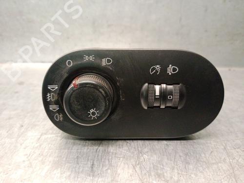 Used Headlight switch SEAT IBIZA III (6L1) 1.9 TDI (131 hp) 32474391