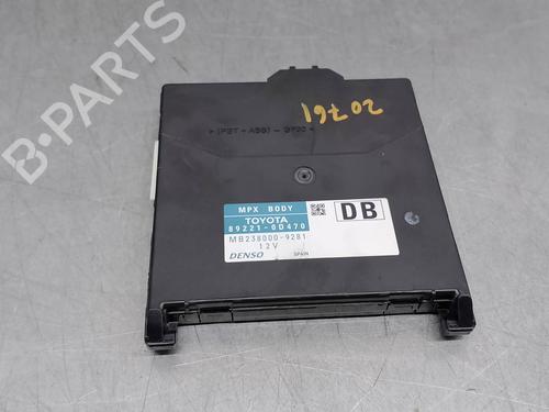 Used Fuse box TOYOTA YARIS (_P13_) 1.0 (KSP130_, KSP130) (69 hp) 18785147