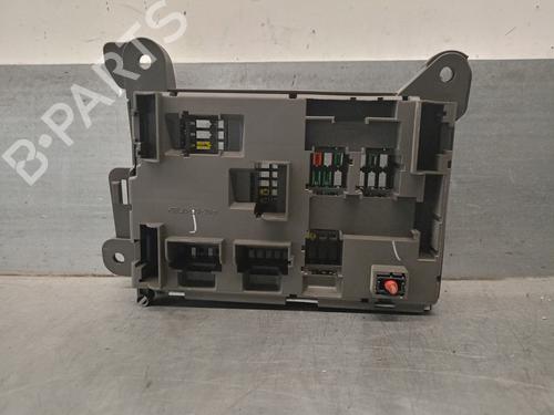 Fuse box BMW X5 (E70) xDrive 30 d | BP18675646E1 