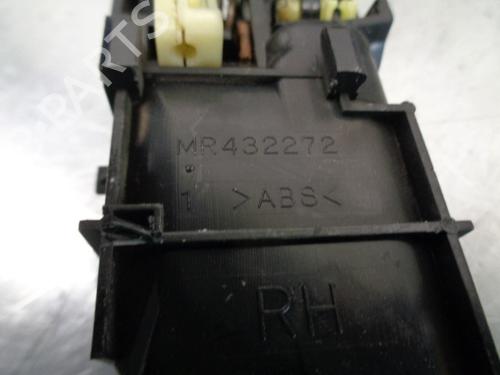 Front left interior door handle MITSUBISHI SPACE RUNNER (N6_W) 2.0 16V (N13W) | BP9834172I13 