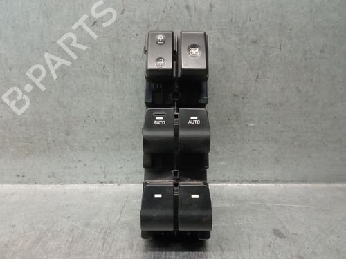 Used Left front window switch HYUNDAI IONIQ (AE) 1.6 GDI Hybrid (105 hp) 30111474