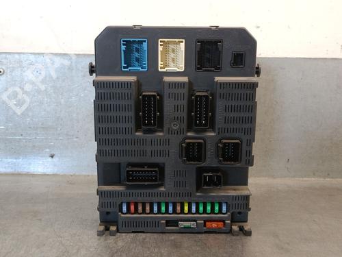 Used Fuse box Fuse box 36838033 36838033
