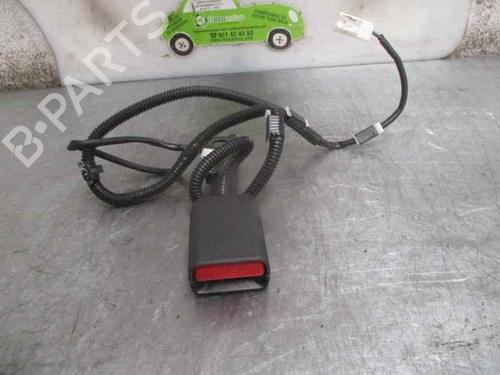 Seat buckle TOYOTA YARIS (_P13_) 1.5 Hybrid (NHP130_, NHP130) | BP20254786I32 